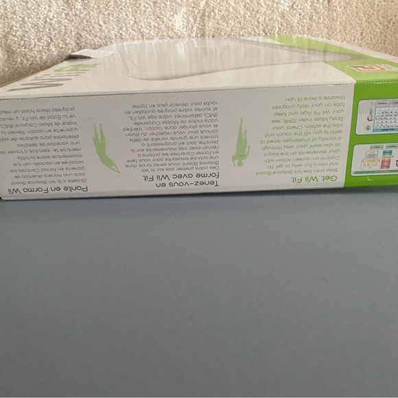 New in box Wii Fit - Picture 4 of 9